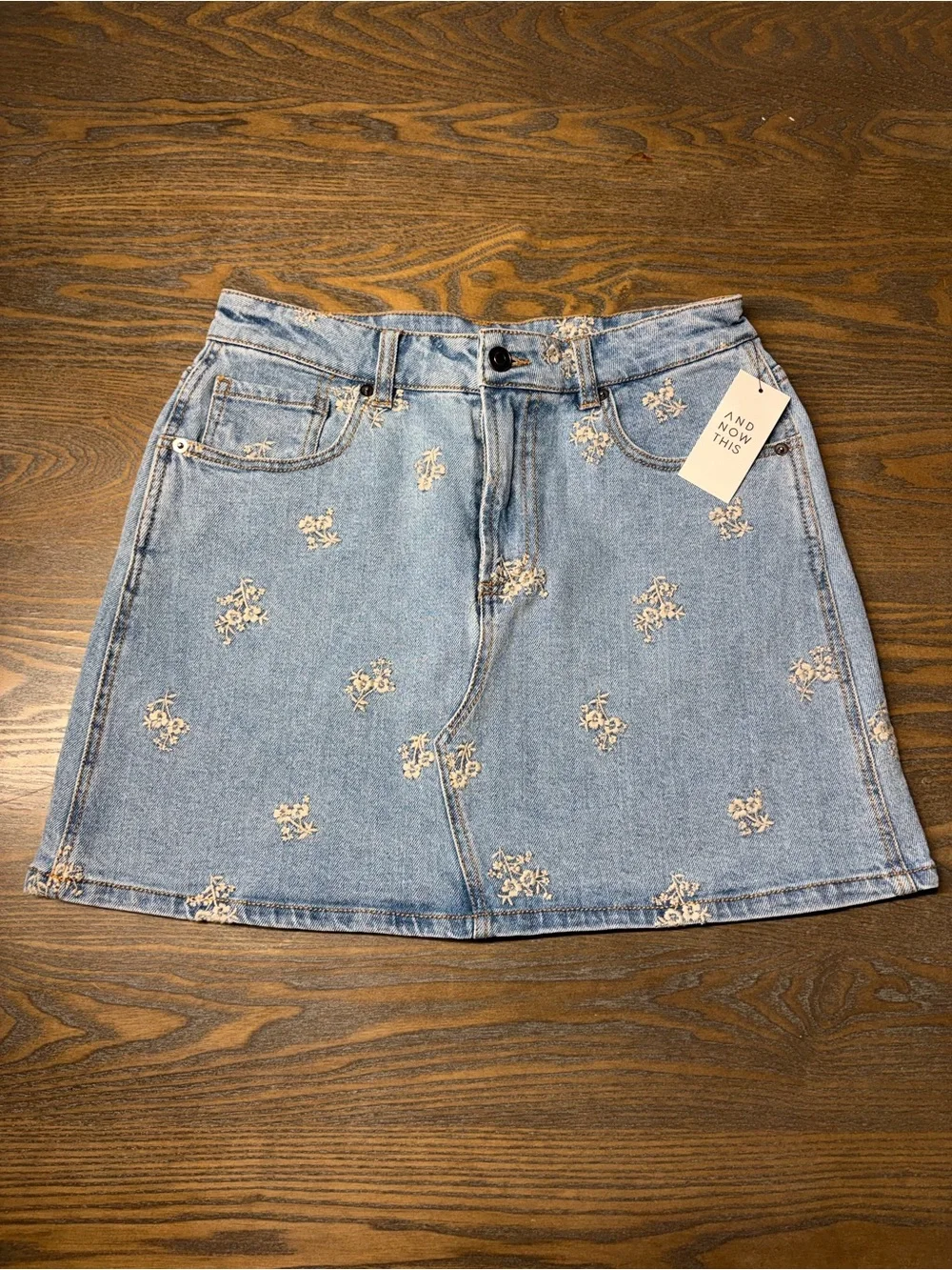 Floral Embroidered Denim Mini Skirt | Light Wash | Size Small - Picture 1 of 6